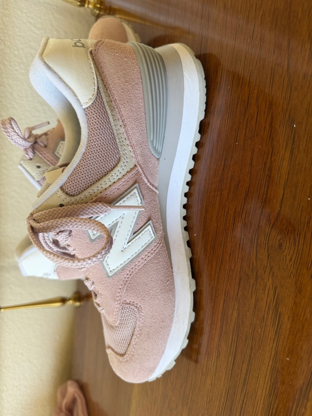 New Balance Women's Pink Classic 574 Size 7.5 - Picture 6 of 11
